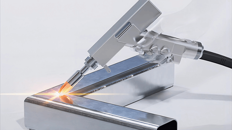 Portable handheld fiber laser welding