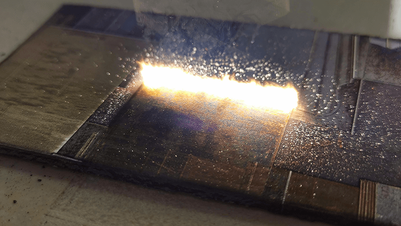 Pulsed laser cleaning rust